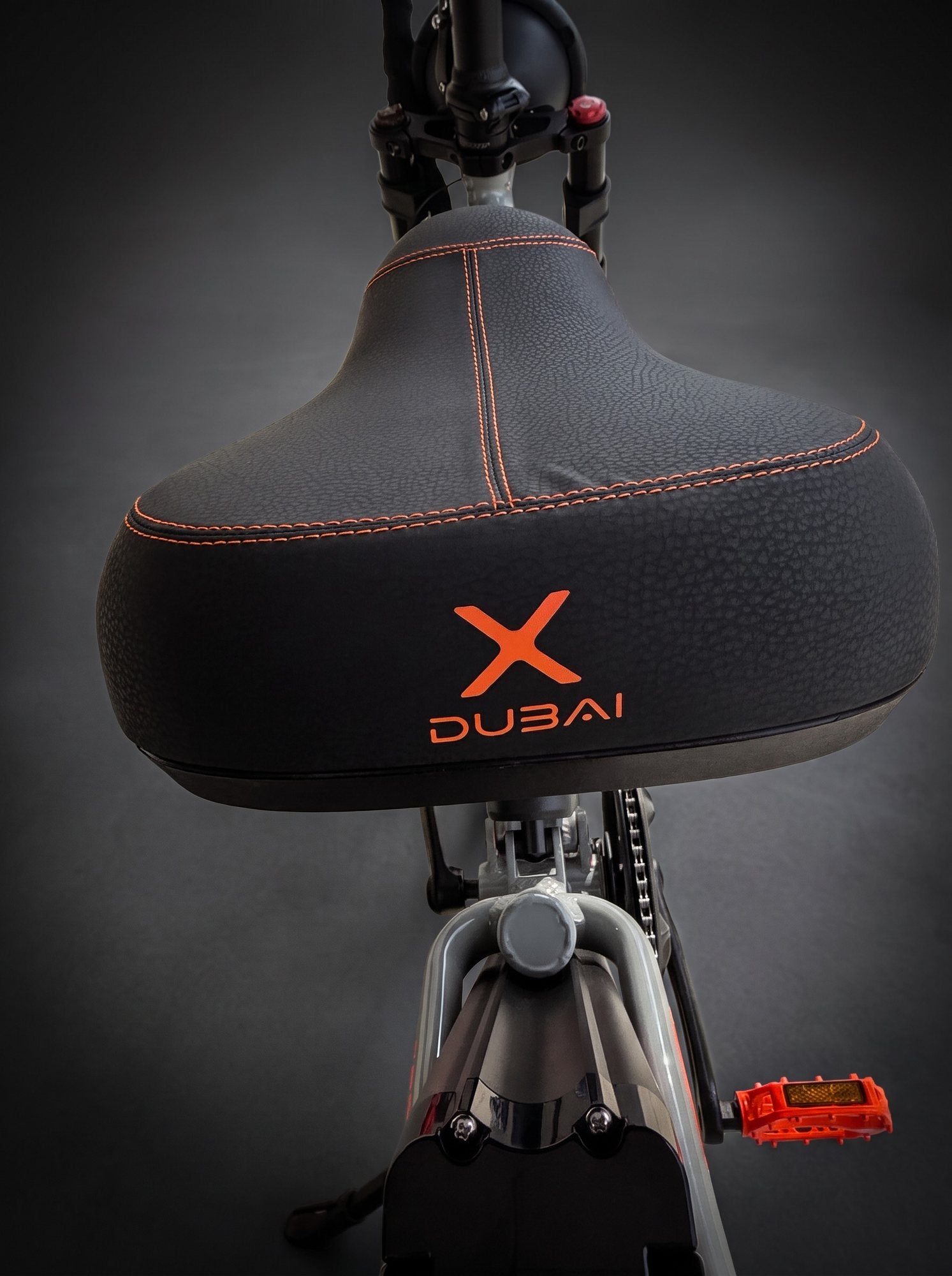Stitched comfort saddle